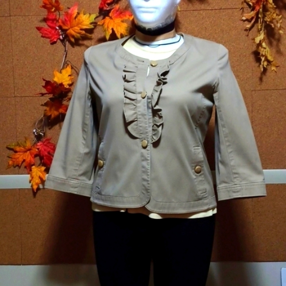 TALBOTS PETITES JACKET SIZE 14P IN A BEAUTIFUL KHAKI MATERIAL COTTON